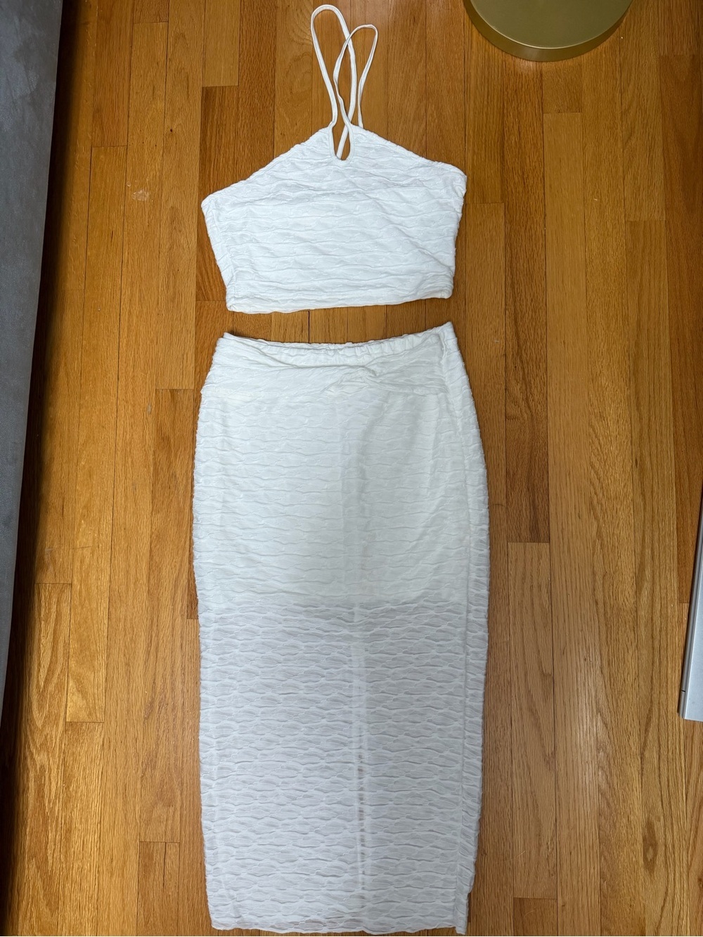 Halter top & split thigh skirt set - Picture 2 of 6
